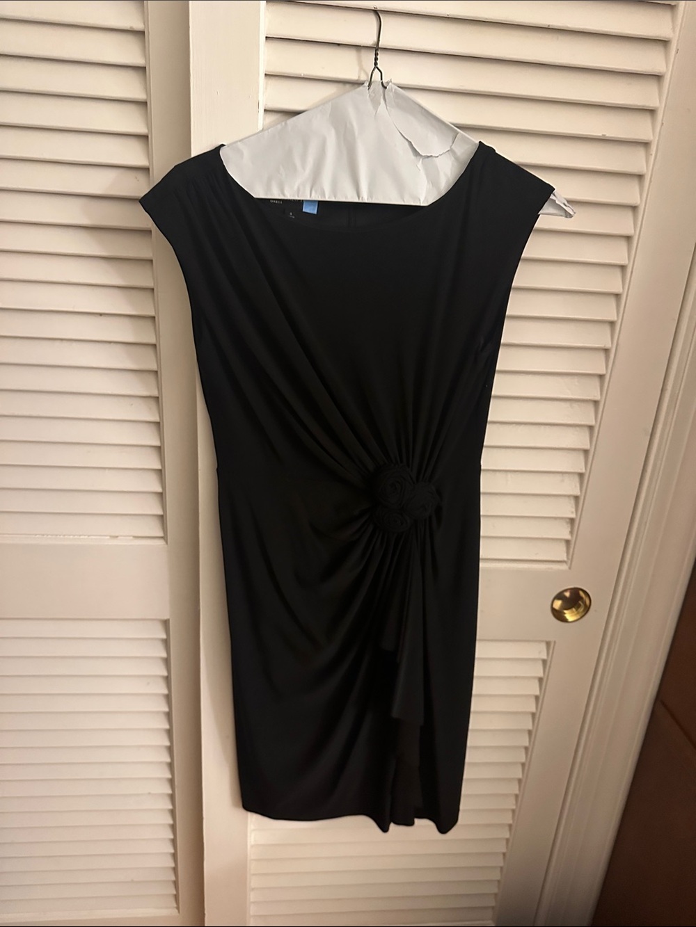 Jones New York Black Ruched Midi Dress with Knot Detail